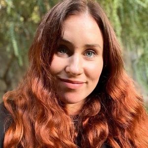 Meet your Posher, Ella